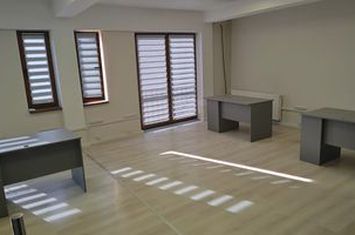 Spatiu de birou 60mp. cu parcare,zona Centrală anunturi imobiliare Mures