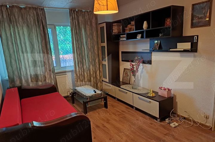 Apartament 3 camere de vanzare FERENTARI - Bucuresti anunturi imobiliare Bucuresti
