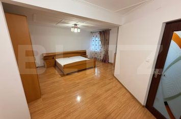 Apartament 3 camere de vanzare GEORGE ENESCU - Dolj anunturi imobiliare Dolj