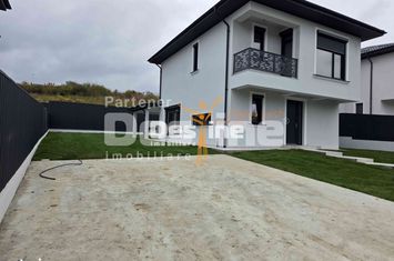 Vilă - 4 camere de vanzare IASI - Iasi anunturi imobiliare Iasi