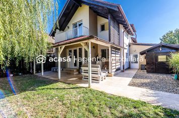 Casă de vânzare – Via Carmina, Vladimirescu -zonă rezidențială premium anunturi imobiliare Arad
