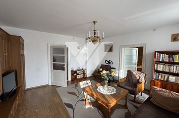 Apartament 5 camere de vanzare SIBIU - Sibiu anunturi imobiliare Sibiu