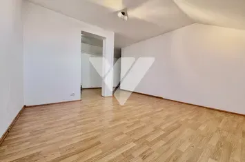 Apartament 2 camere de vanzare STRAND - Sibiu anunturi imobiliare Sibiu