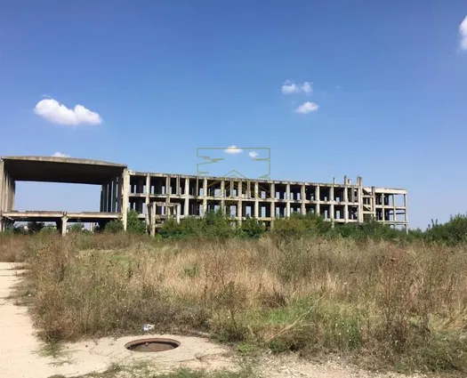 Teren Intravilan Semicentral, 9857 mp