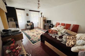Casă - 3 camere de vanzare TEREZIAN - Sibiu anunturi imobiliare Sibiu