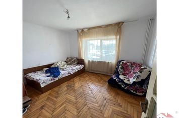 Apartament 3 camere de vanzare CENTRAL - Vrancea anunturi imobiliare Vrancea