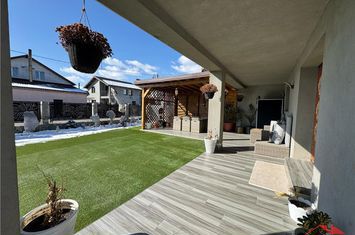 Casă - 5 camere de vanzare CAMPINEANCA - Vrancea anunturi imobiliare Vrancea
