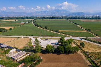 Parcare 3.000 mp la km 2 Kalampaki - Nerofraki anunturi imobiliare Grecia