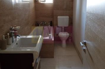 Vanzare apartament de 3 camere in zona Nerva Traian-Unirii anunturi imobiliare Bucuresti