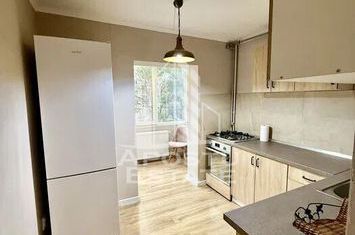 Apartament 3 camere, Centrala Proprie, loc parcare, zona Aradului anunturi imobiliare Timis