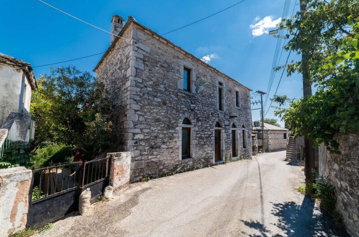 Casă tradițională 210 mp în Theologos, Thassos anunturi imobiliare Grecia