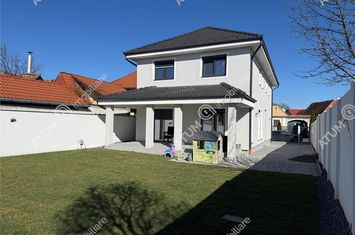 Vilă - 4 camere de vanzare TINERETULUI - Sibiu anunturi imobiliare Sibiu