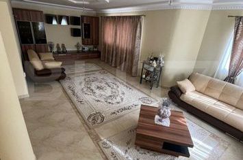 Vilă - 5 camere de vanzare LAZURI - Satu Mare anunturi imobiliare Satu Mare