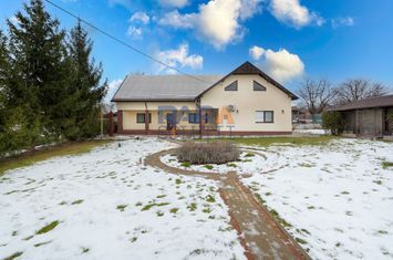 Casă 157 mp utili, complet mobilată și utilată modern anunturi imobiliare Neamt