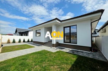 Casă Individuală de Vânzare, 4 Camere, 500mp Teren, Zona Alba Micești anunturi imobiliare Alba