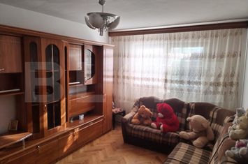 Apartament 3 camere de vanzare MICRO 4 - Dambovita anunturi imobiliare Dambovita