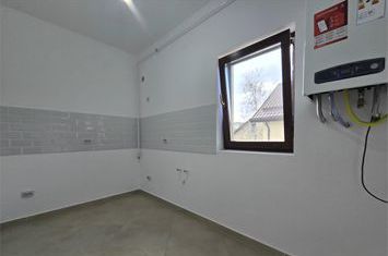 Apartament 3 camere de vanzare LUNCA CETATUII - Iasi anunturi imobiliare Iasi