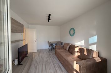 Apartament 2 camere renovat 2025, bloc 1976 – Sălăjan anunturi imobiliare Bucuresti