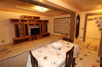 Apartament 3 camere de inchiriat EST - Vrancea anunturi imobiliare Vrancea