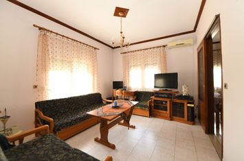 Casă individuală 158 mp în Monovrisi anunturi imobiliare Grecia
