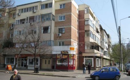 Criza economică readuce în actualitate schimburile de locuinţe, dar reduce vânzările