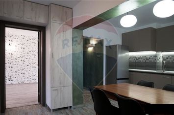 Apartament cu 3 camere de închiriat - Anastasie Panu anunturi imobiliare Iasi