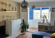 580 €, Apartament 3 camere