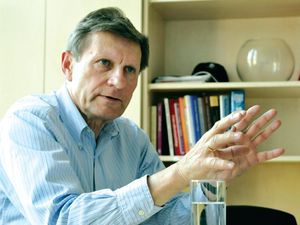 Balcerowicz: Băncile nu au ştiut să includă şi prudenţa în strategie