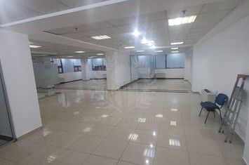 SPATII COMERCIALE /BIROURI//CLINICA// WEST MALL anunturi imobiliare Prahova
