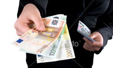 Un dezvoltator din Pipera restituie banii cumparatorilor