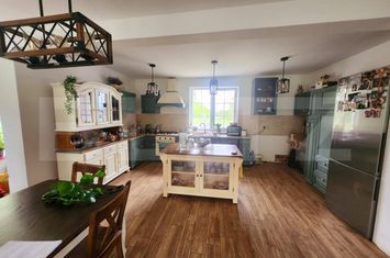 Vilă - 5 camere de vanzare VINTU DE JOS - Alba anunturi imobiliare Alba