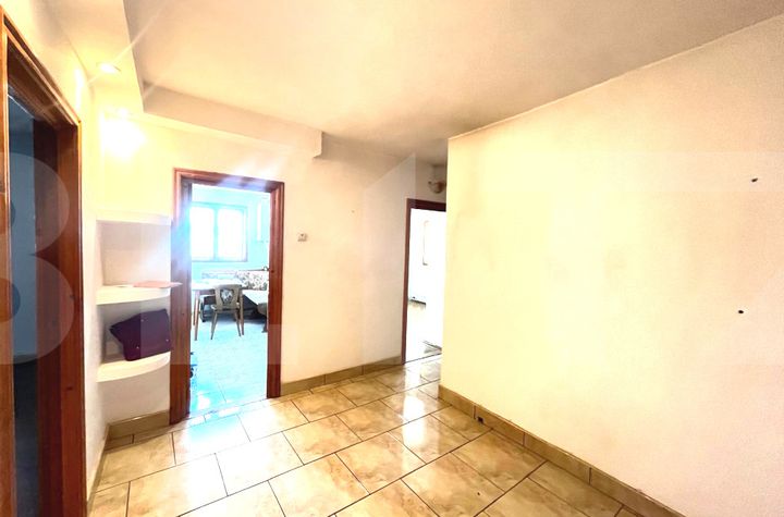 Apartament 3 camere de vanzare BOTOSANI - Botosani anunturi imobiliare Botosani