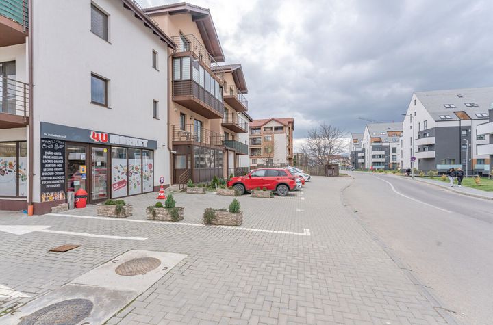 Spatiu comercial de vanzare cartier Tractorul (zona noua) anunturi imobiliare Brasov