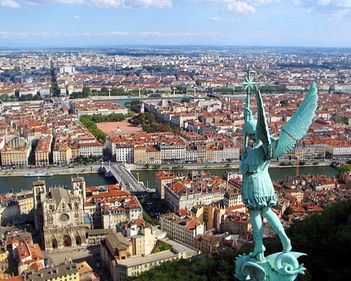 Lyon, oraş cu proprietăţi imobiliare considerabil mai scumpe decât alte regiuni din Franţa