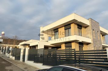 Vila / Casa de vanzare in Oradea, zona Dealuri anunturi imobiliare Bihor