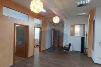 Cladire de  birouri deosebita ,zona  centrala, de vanzare anunturi imobiliare Sibiu