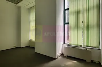 Inchiriere spatiu comercial bd Unirii, vitrina 25ml, stradal anunturi imobiliare Bucuresti