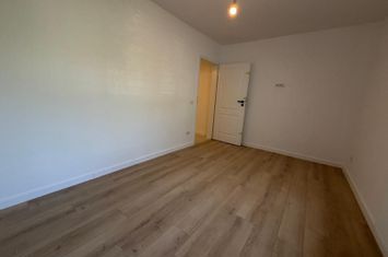 Titan  metrou vanzare ap. 3 cam anunturi imobiliare Bucuresti