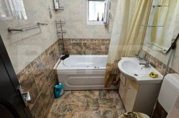 Apartament 3 camere de vanzare ZALAU - Salaj anunturi imobiliare Salaj