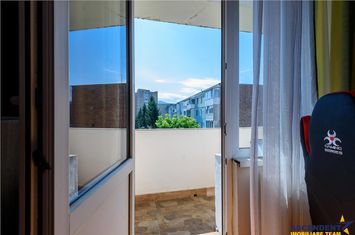 Garsonieră de vanzare ASTRA - Brasov anunturi imobiliare Brasov