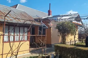 Casă - 4 camere de vanzare CUZA VODA - Calarasi anunturi imobiliare Calarasi