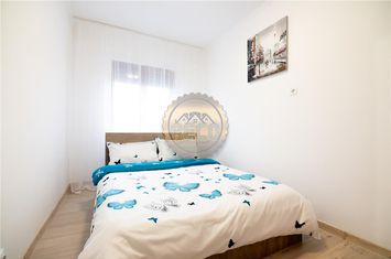 Apartament 3 camere de vanzare ROGERIUS - Bihor anunturi imobiliare Bihor