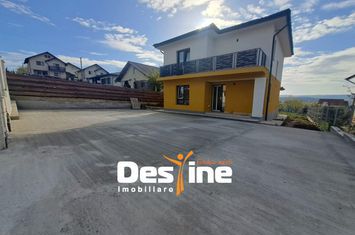 Vilă - 4 camere de vanzare IASI - Iasi anunturi imobiliare Iasi