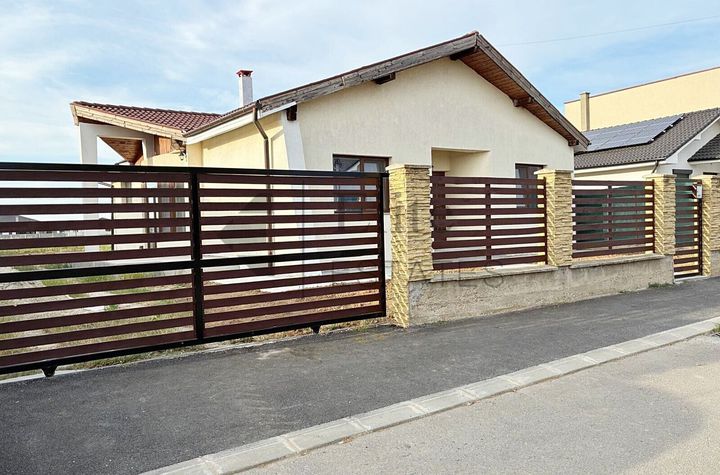 Casa premium cu 600 mp teren in Nojorid anunturi imobiliare Bihor
