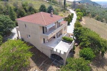 Casă individuală 326 mp pe teren 4.400 mp, Chrisopigi anunturi imobiliare Grecia