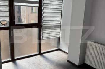 Apartament 3 camere de vanzare DEMOCRATIEI - Prahova anunturi imobiliare Prahova