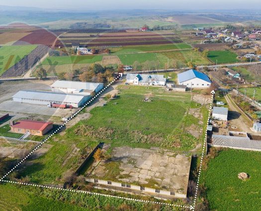 Casă 20 cam Popesti, 827 mp