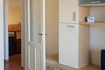 Garsonieră de inchiriat RACADAU - Brasov anunturi imobiliare Brasov