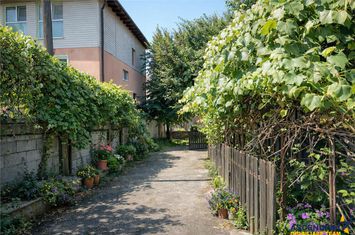 Teren Intravilan de vanzare BARTOLOMEU - Brasov anunturi imobiliare Brasov