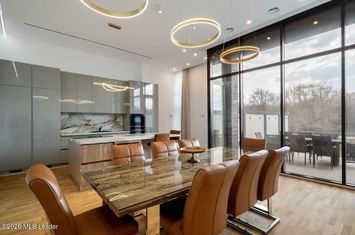 Iancu Nicolae - Vila high-end pe malul lacului, Gradina cu Ponton anunturi imobiliare Bucuresti